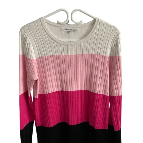 Calvin Klein - Picture 2 of 3